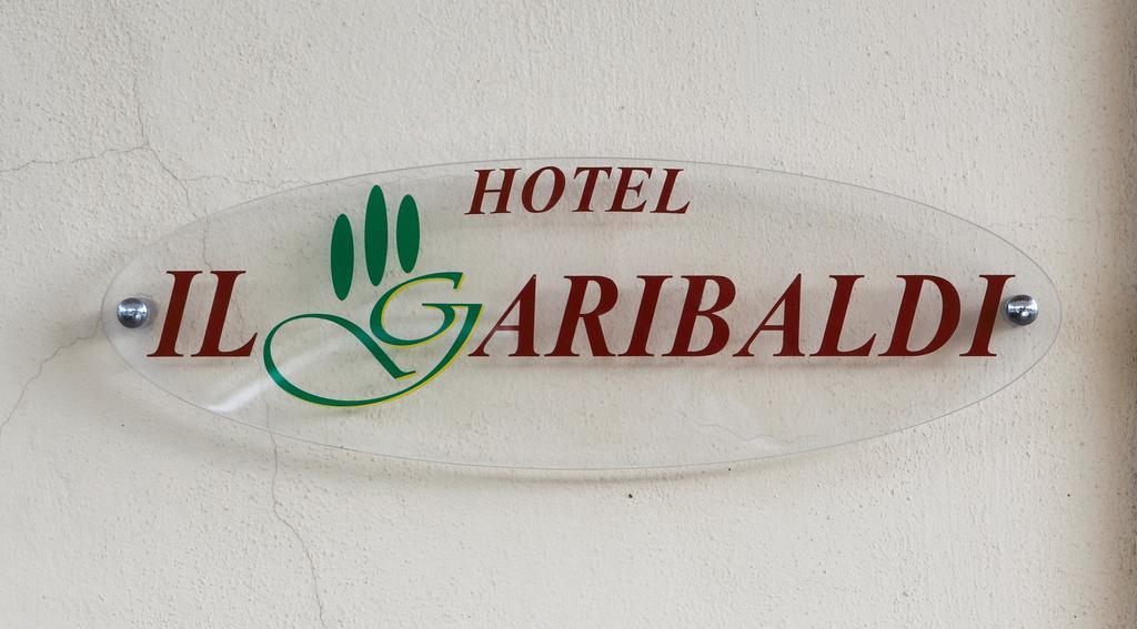 Hotel Il Garibaldi San Quirico dʼOrcia Exterior foto